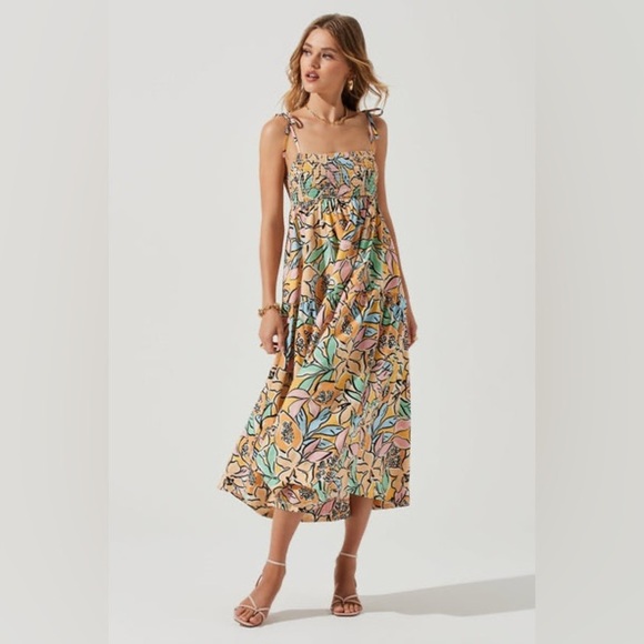 Astr Multicolor Floral Midi Dress - Picture 2 of 12